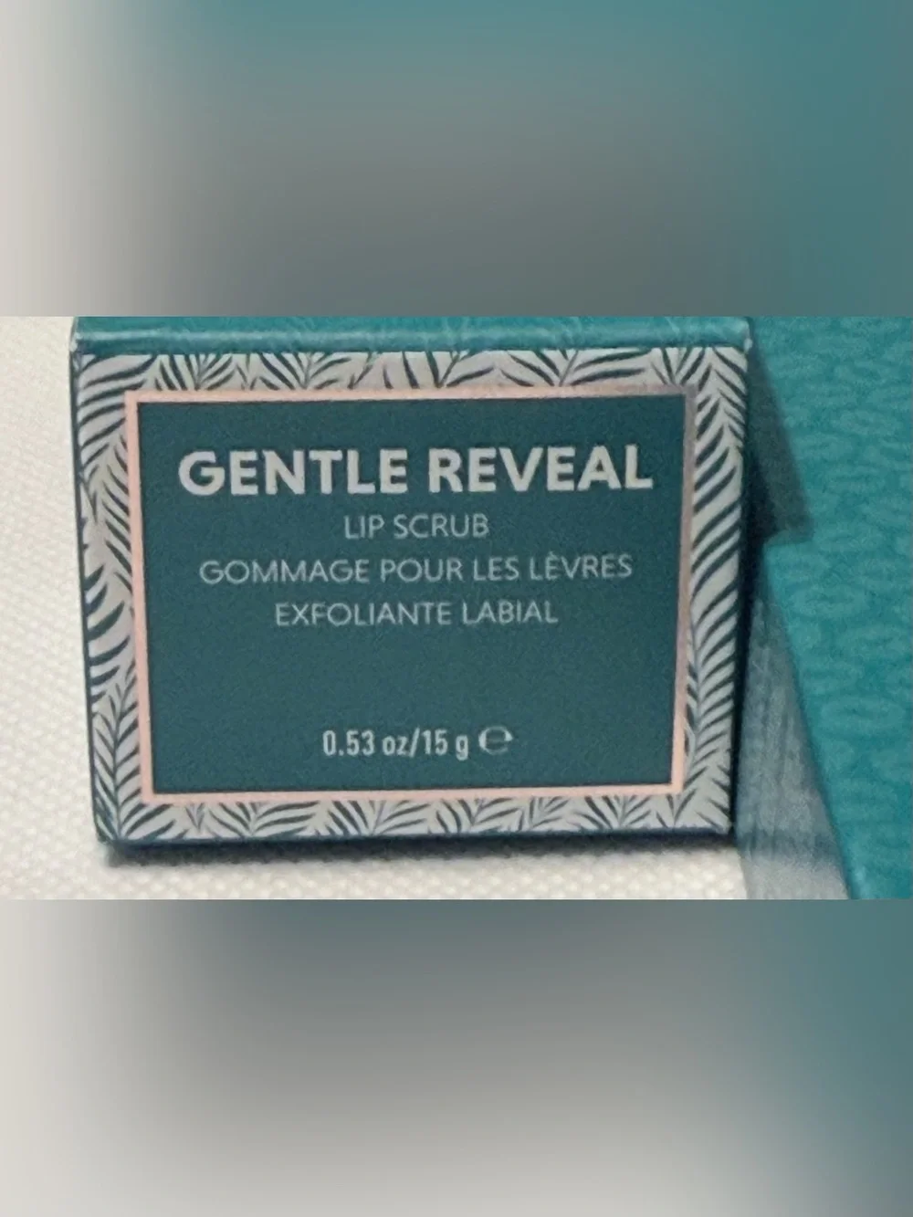 Neora Gentle Reveal Lip Plumping Serum & Lip Scrub - BRAND NEW